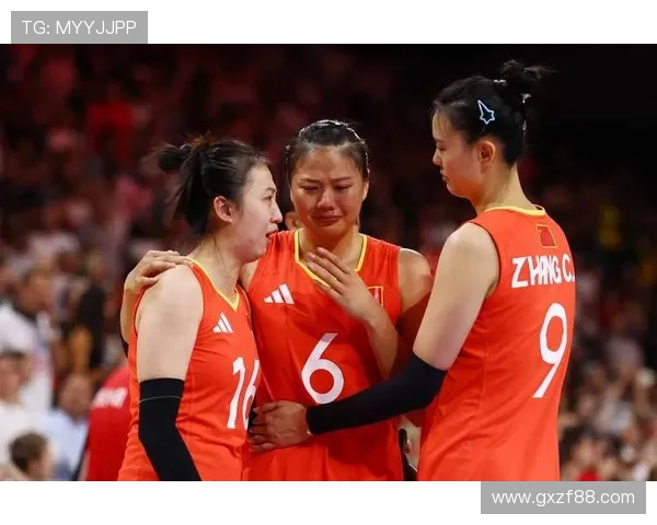 中国女排逆转夺冠燃爆全场彰显团队精神与顽强拼搏力量 中国女排逆转夺冠燃爆全场彰显团队精神与顽强拼搏力量