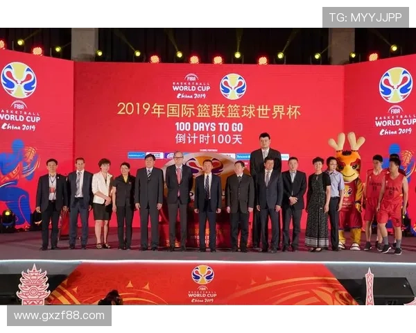 中国篮球队征战世界杯备战开启 强强对决赛前集训热身全面展开