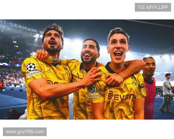 多特蒙德全力备战新赛季球队阵容调整引发球迷热烈讨论 多特蒙德全力备战新赛季球队阵容调整引发球迷热烈讨论