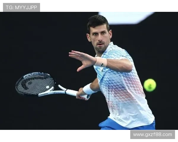 德约科维奇逆转夺冠再创纪录 新星崛起搅动网坛格局未来竞争更激烈