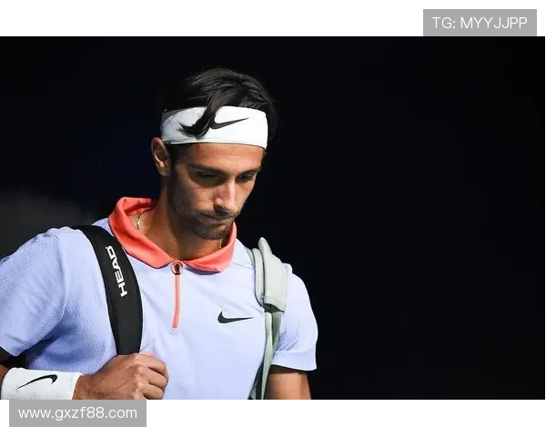 网球赛季迎来新星崛起,年轻选手挑战传统强者成焦点 网球赛季迎来新星崛起,年轻选手挑战传统强者成焦点