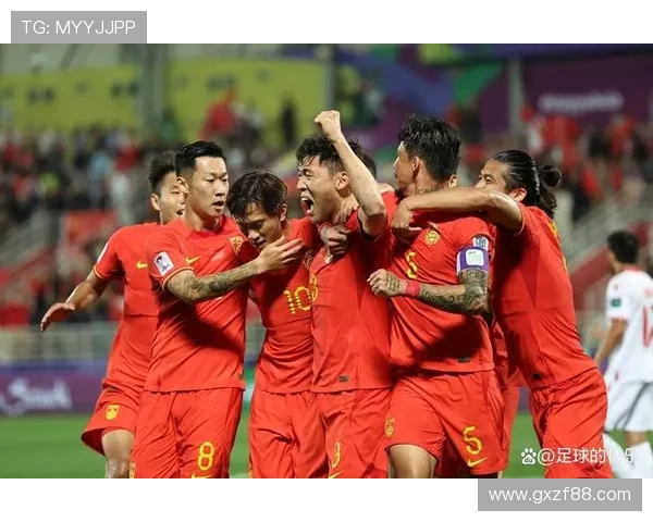 国足迎来关键战役新帅首秀引发球迷高度关注赛前备战与阵容调整成焦点